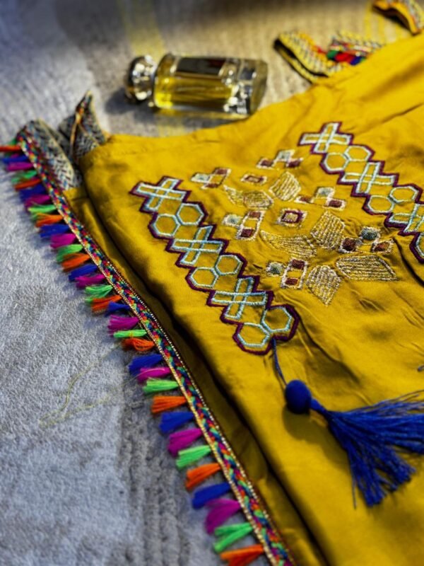 YELLOW GANDORA MAGHRIBIA - Image 2